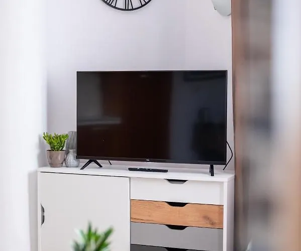 νμβ Anissaras Coastal Getaway Apartment *